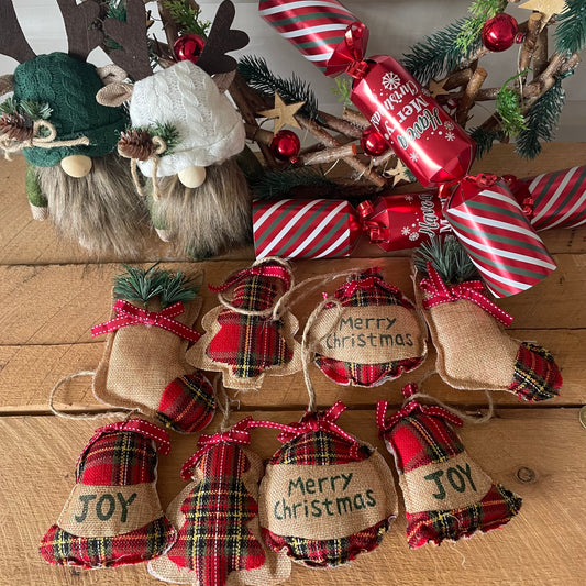 Traditional Print Hessian Tree Decorations